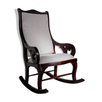 Rocking chair in Indian rosewood, Pondicherry 19th century