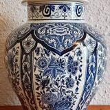 Vase with lid by Boch Delfts