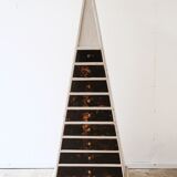 Modernist drawer chest of drawers