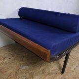 Cleopatra bench