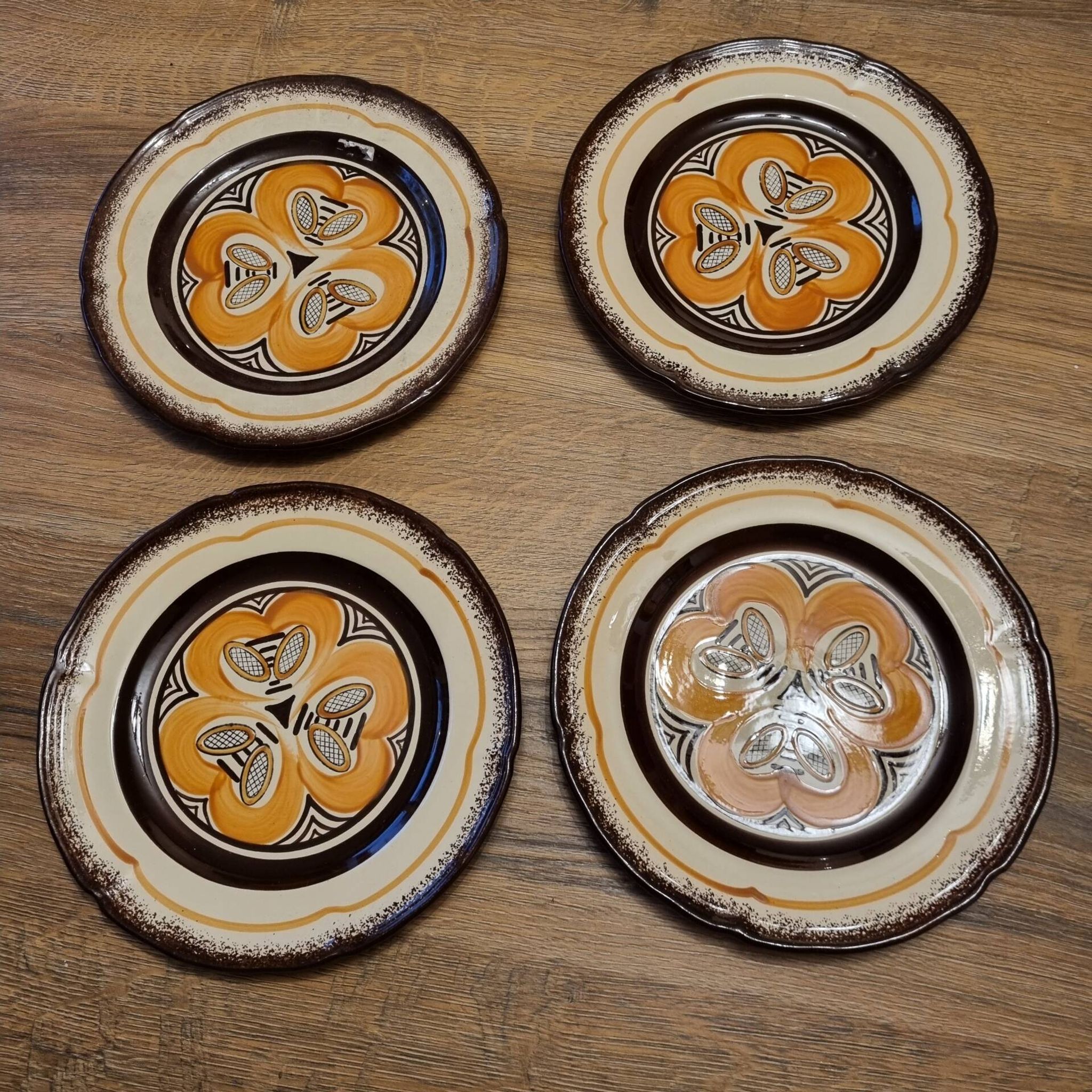 4 ceramic dessert plates Quimper Brittany