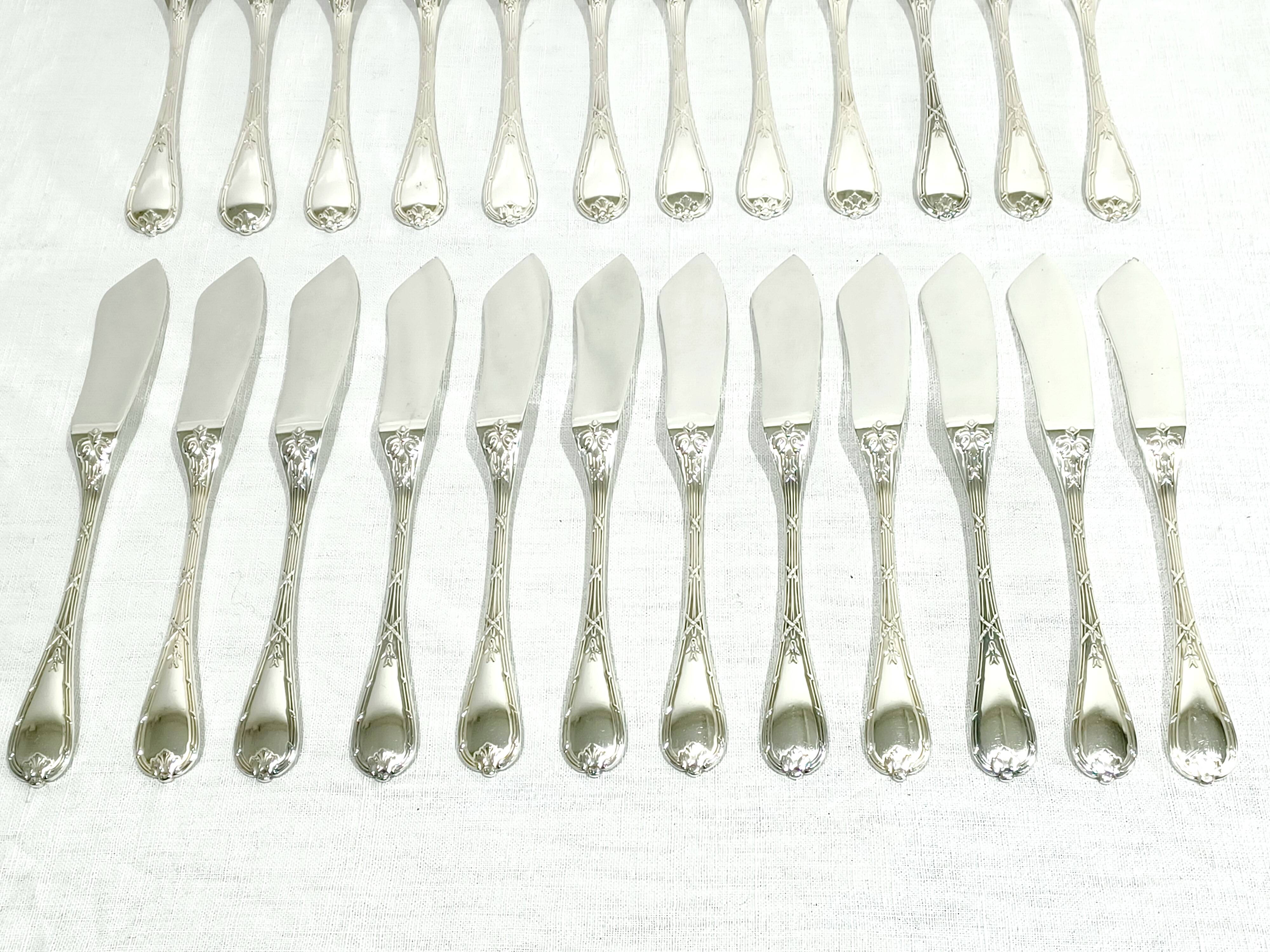 Christofle – 12-piece silver-plated fish cutlery set