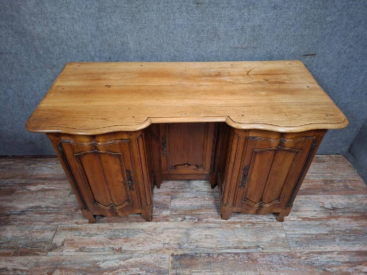 Curved double-sided desk in walnut – Regional work from the Louis XV – XVI period.