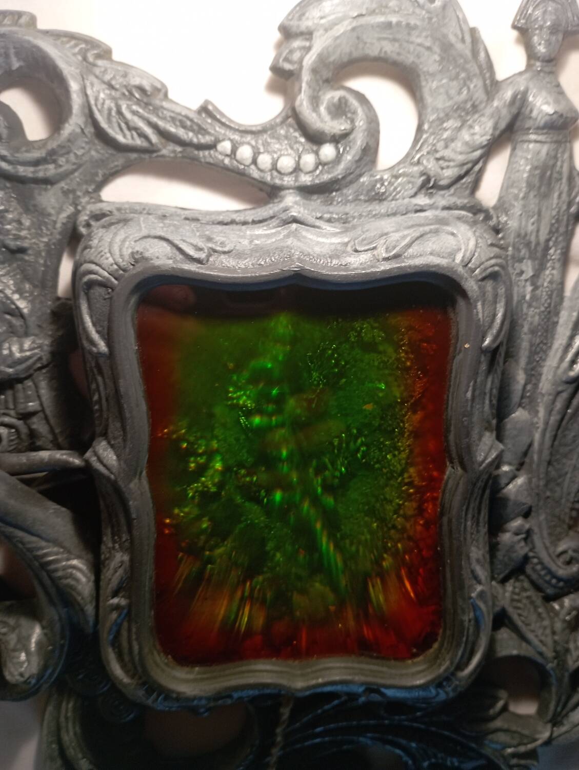 Hologram wall light