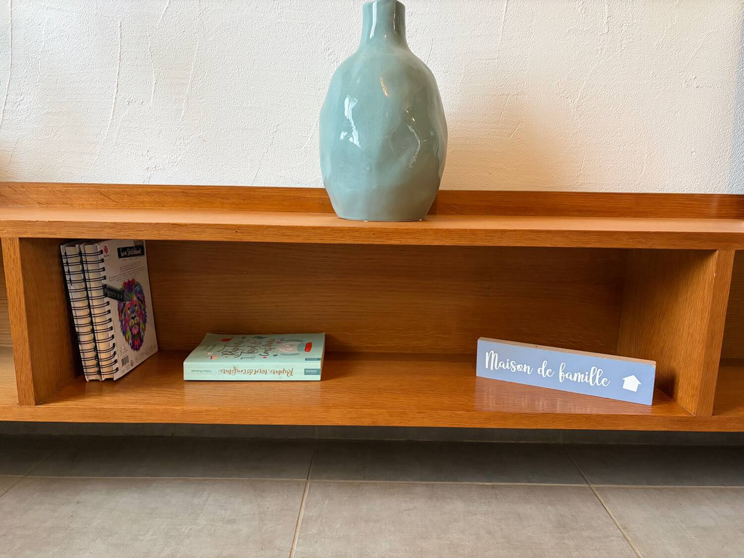 Vintage low oak sideboard (shallow)