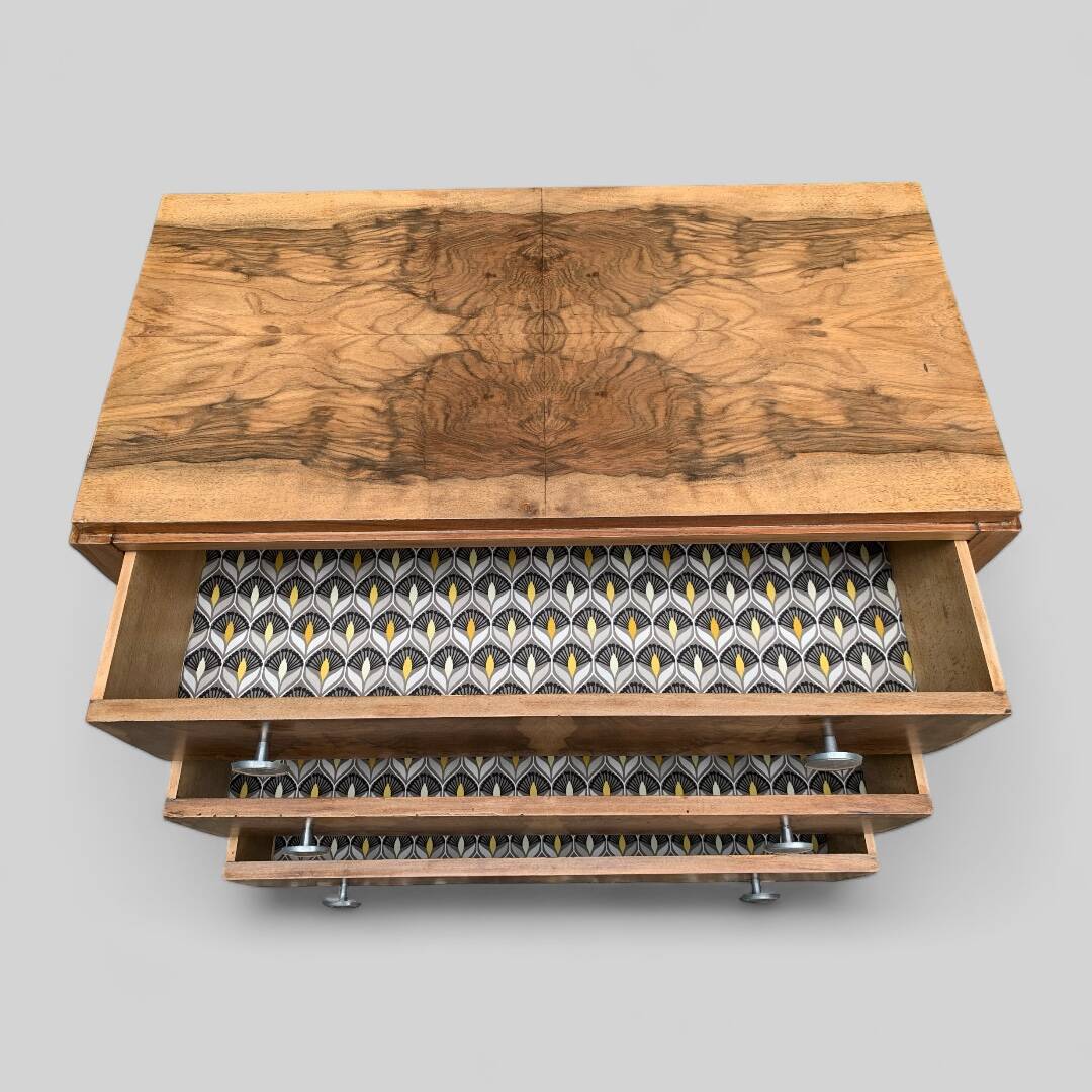 Art Deco chest of drawers in raw walnut burl