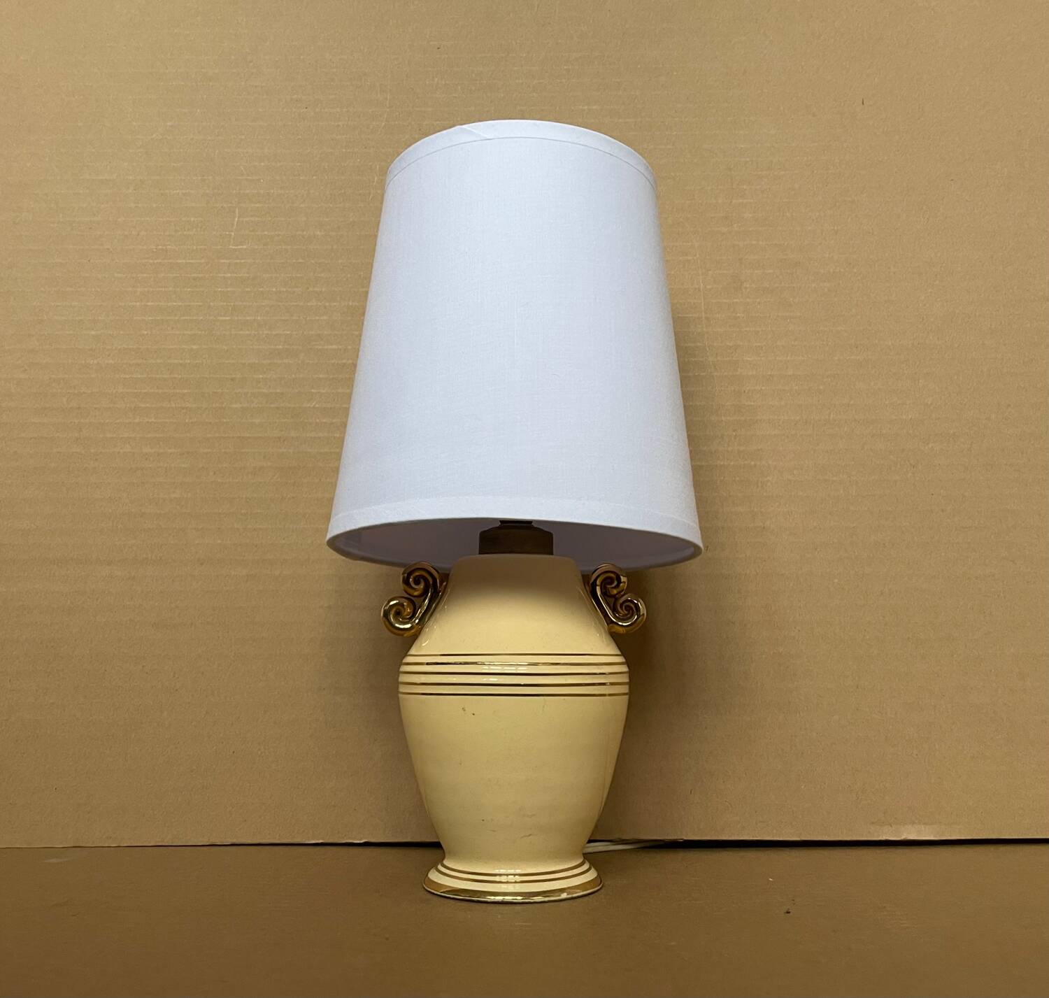 Small antique ear lamp