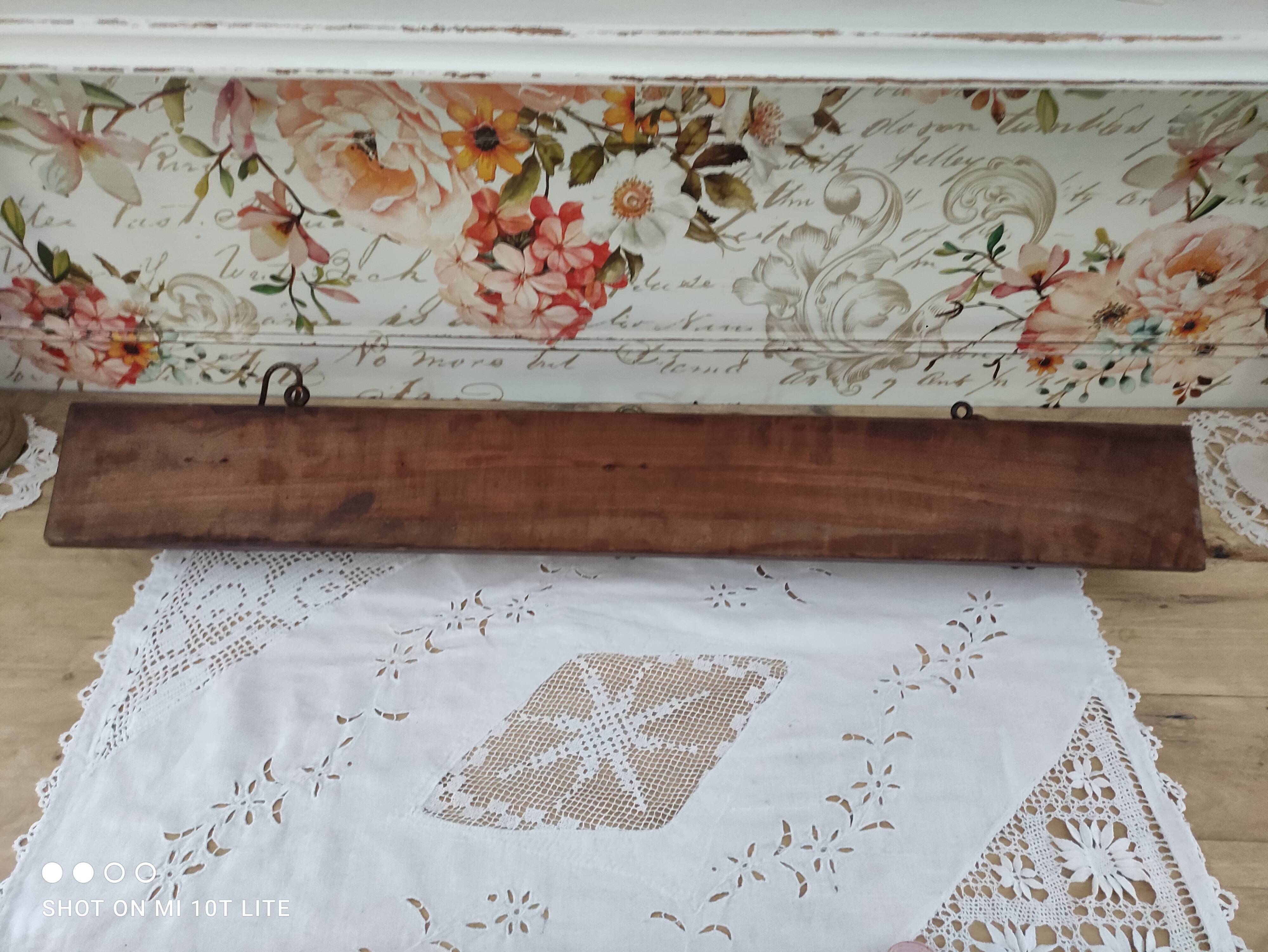 Porte-manteaux mural ancien 3 patères 3 crochets en bois brun foncé
