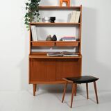Scandinavian teak bookcase with suspended drawers