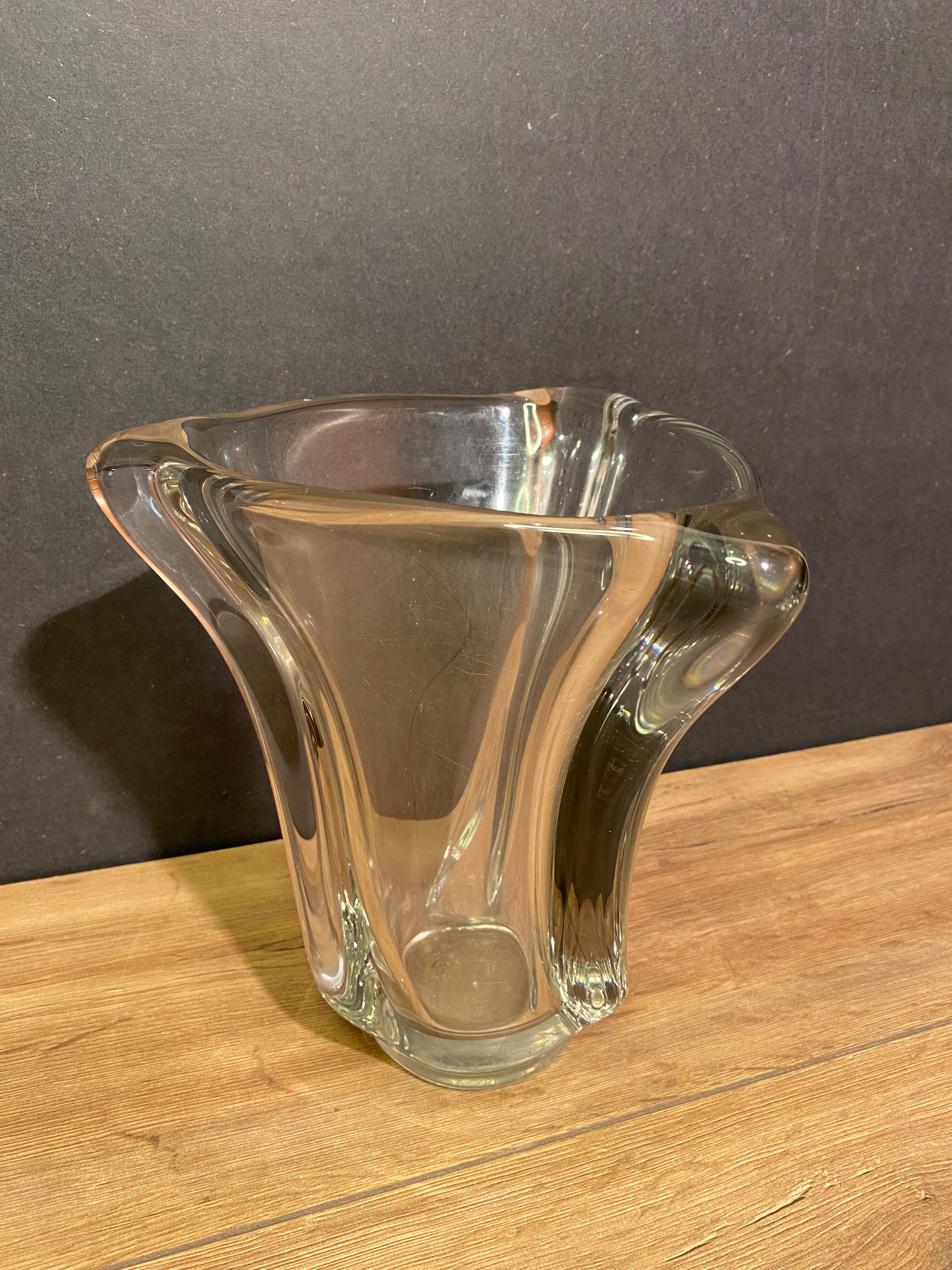 Heavy design vase in Daum type crystal