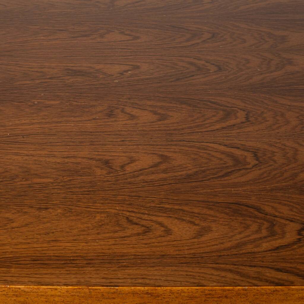 Dining table in palisander veneer with semi-matt lacquer finish