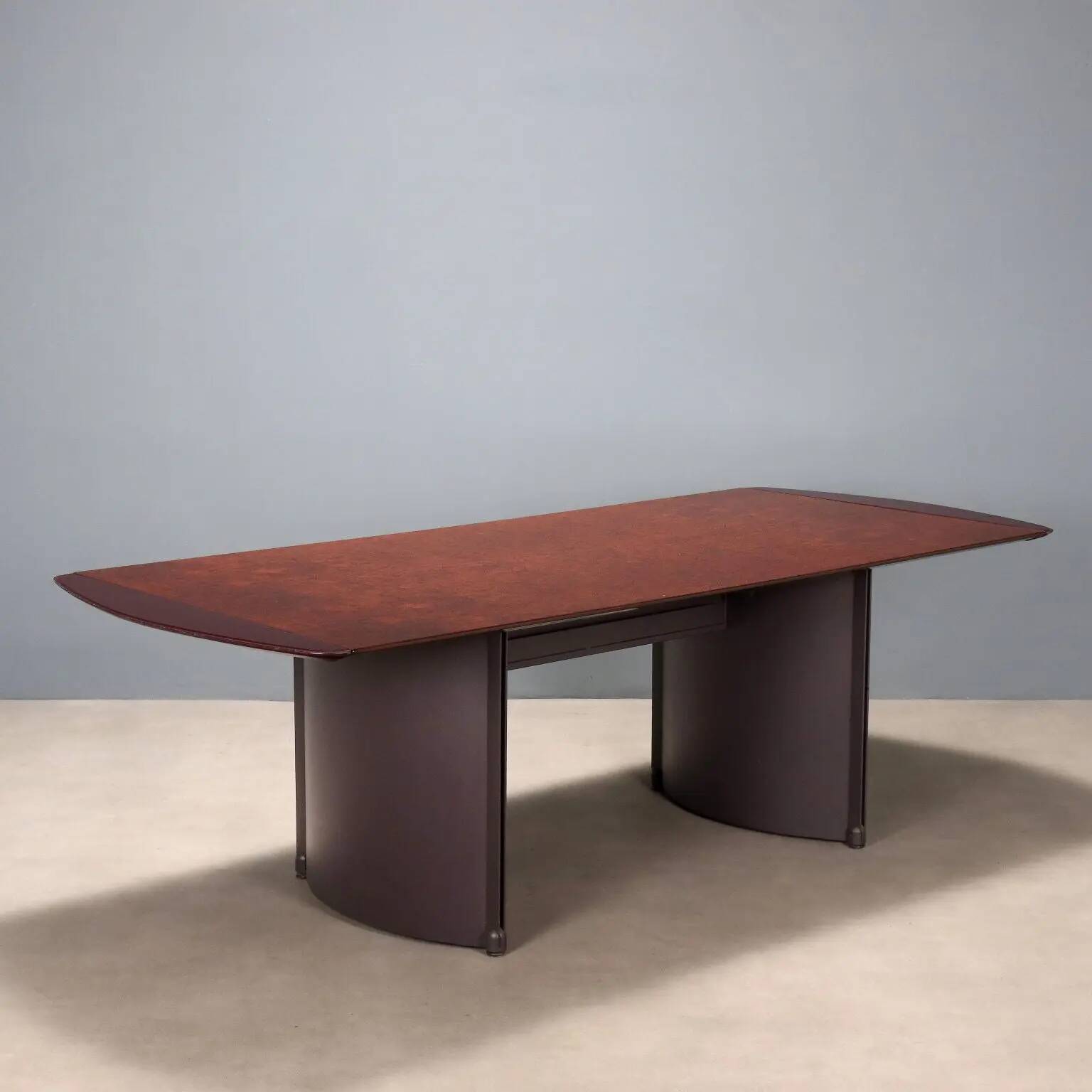 Table de bureau vintage en placage de loupe, design, Italie, années 1980