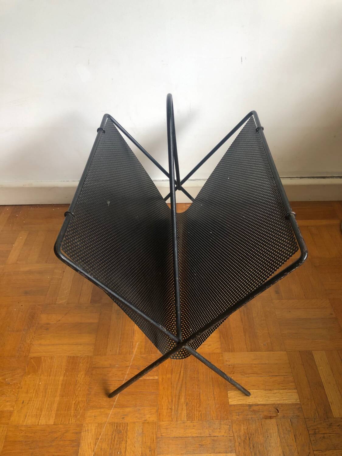 Designer magazine rack