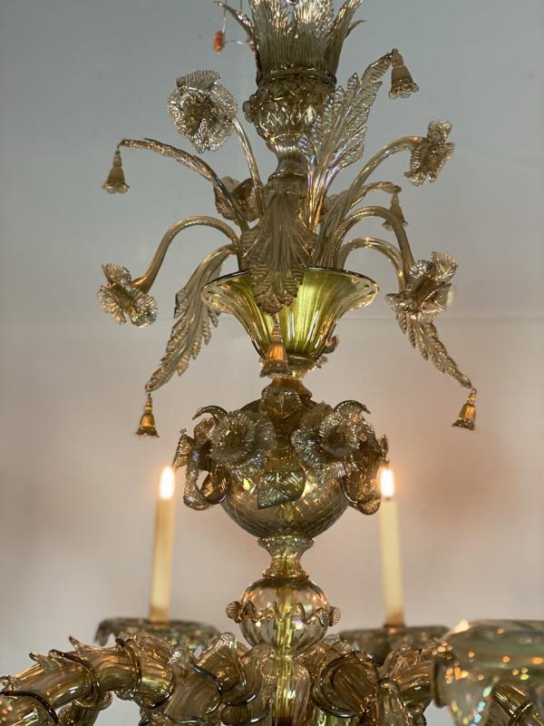 Rezzonico Venetian Lustre In Murano Glass Mordoré With Green Reflections, 10 Bras Of Light