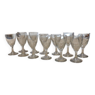 Set of 12 digestive glasses