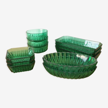 Vintage Arcoroc green glass ramekin set