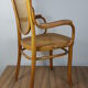Fauteuil assise et dossier en cannage étiquette de Thonet ref sl02