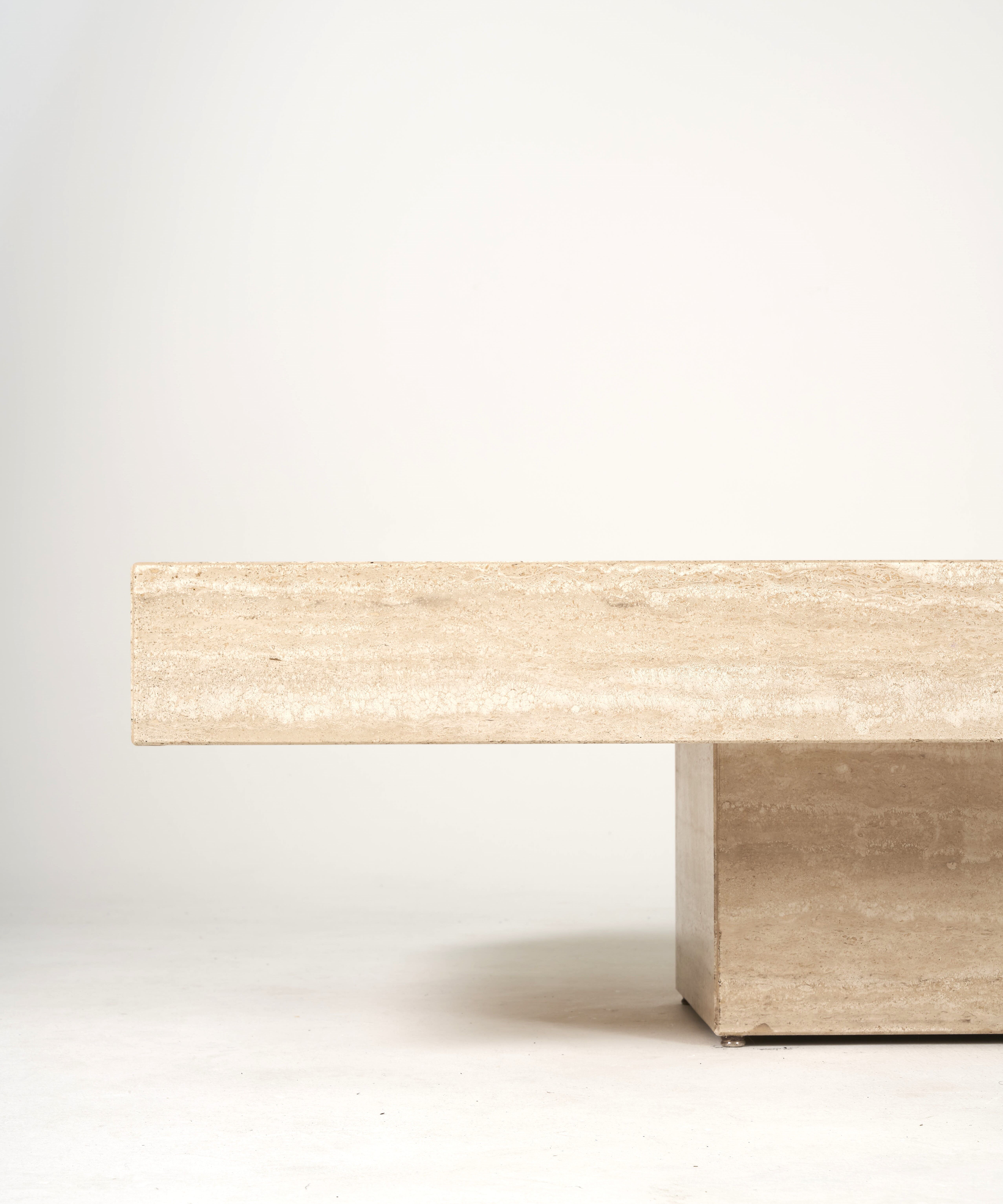 Vintage Italian coffee table in travertine, 1980s