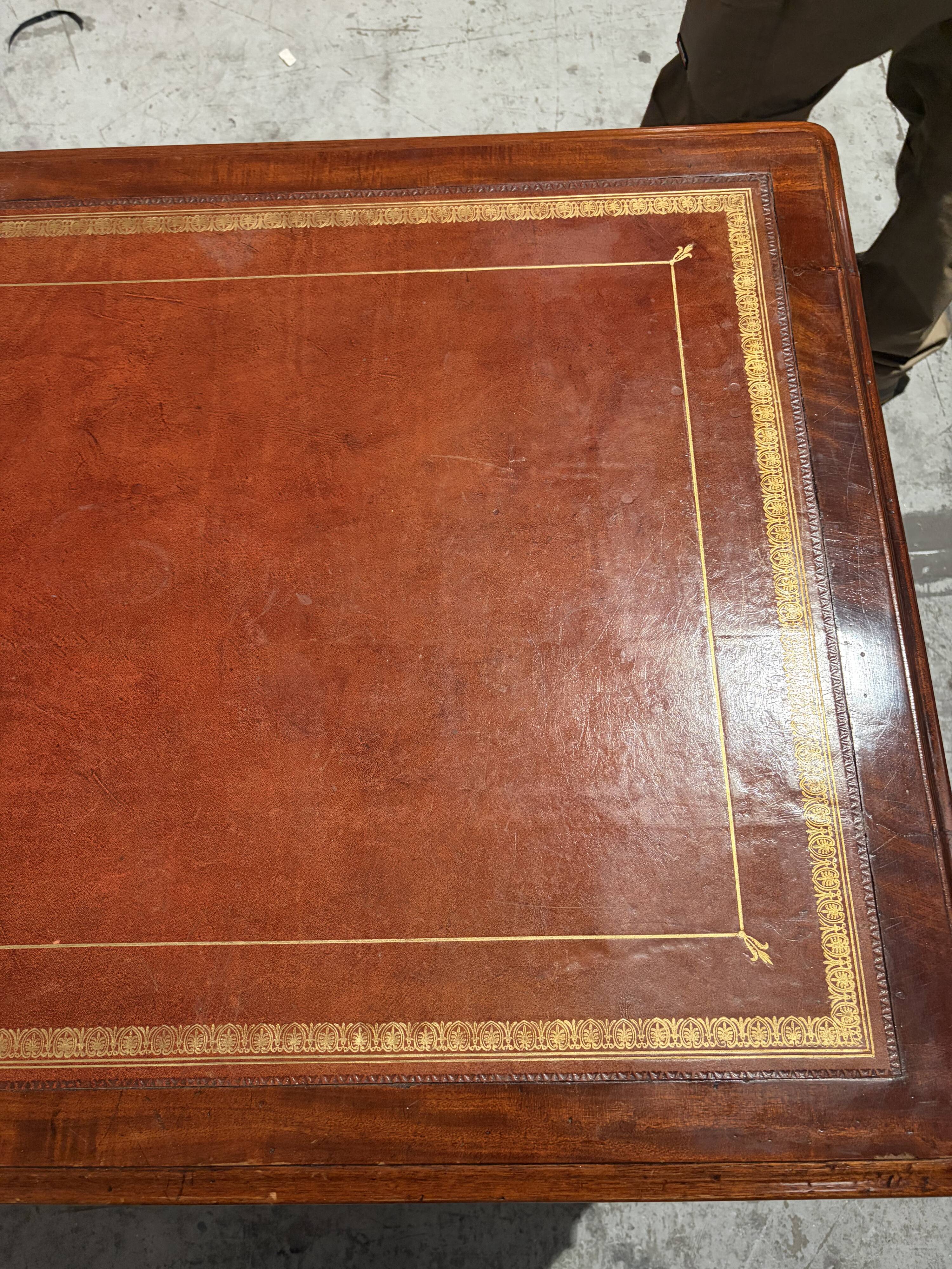 English desk 19th century