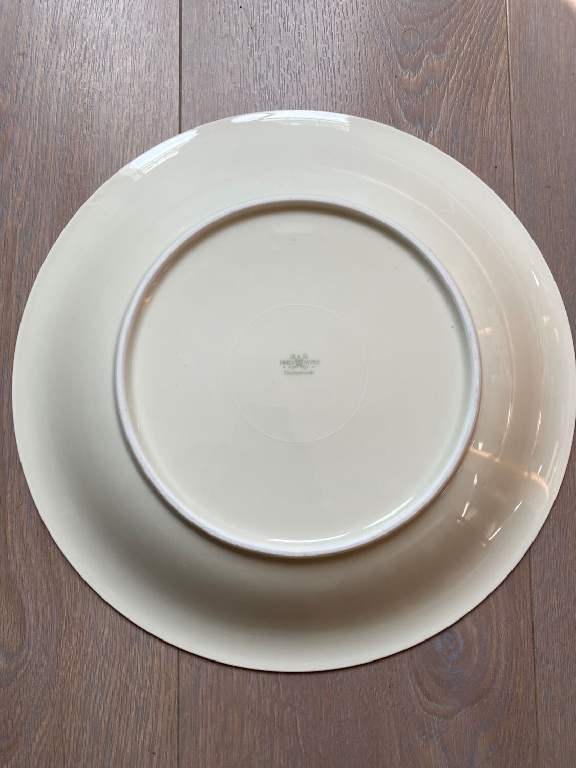 Ceramic dish