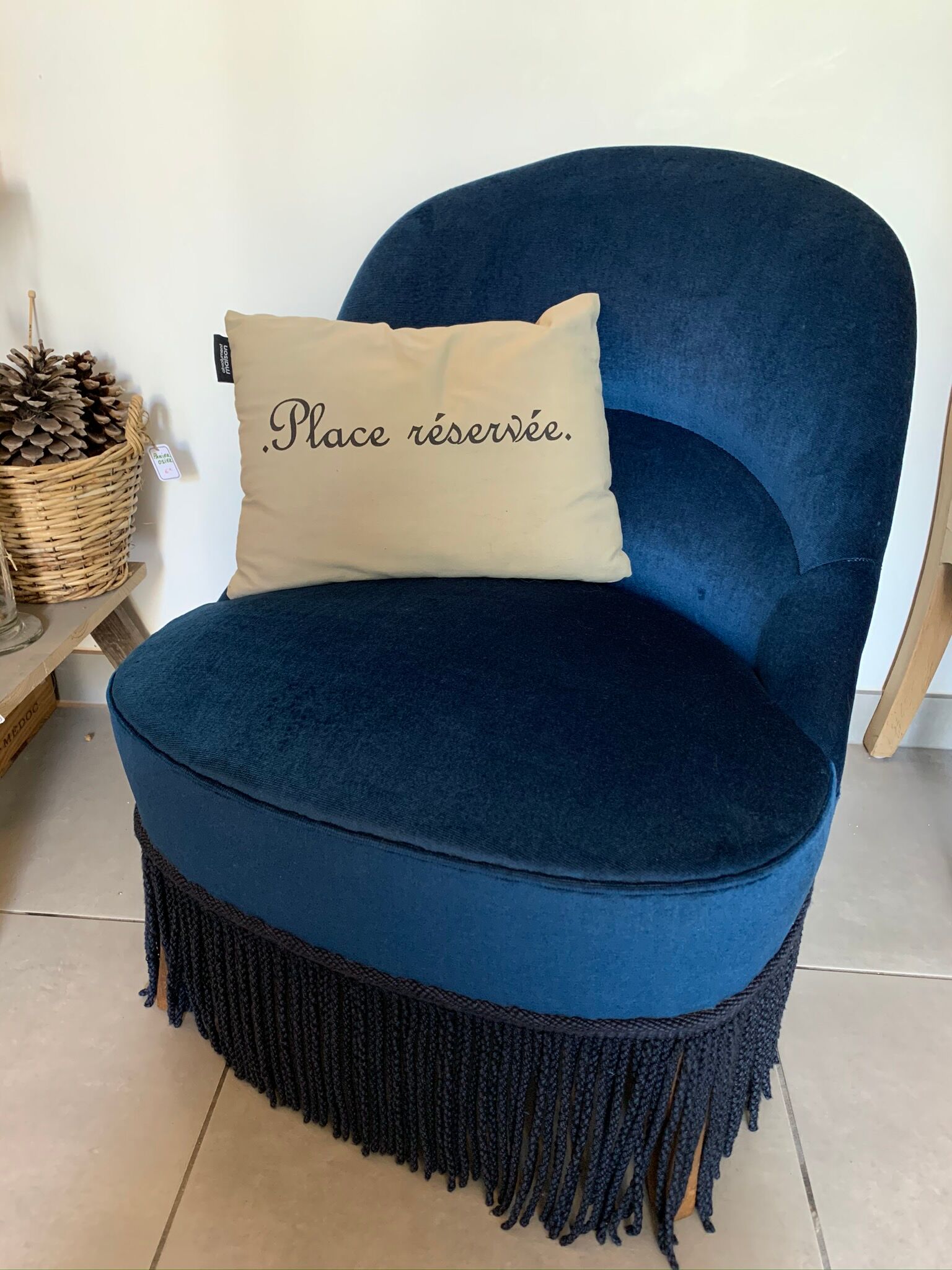 Blue velvet toad armchair