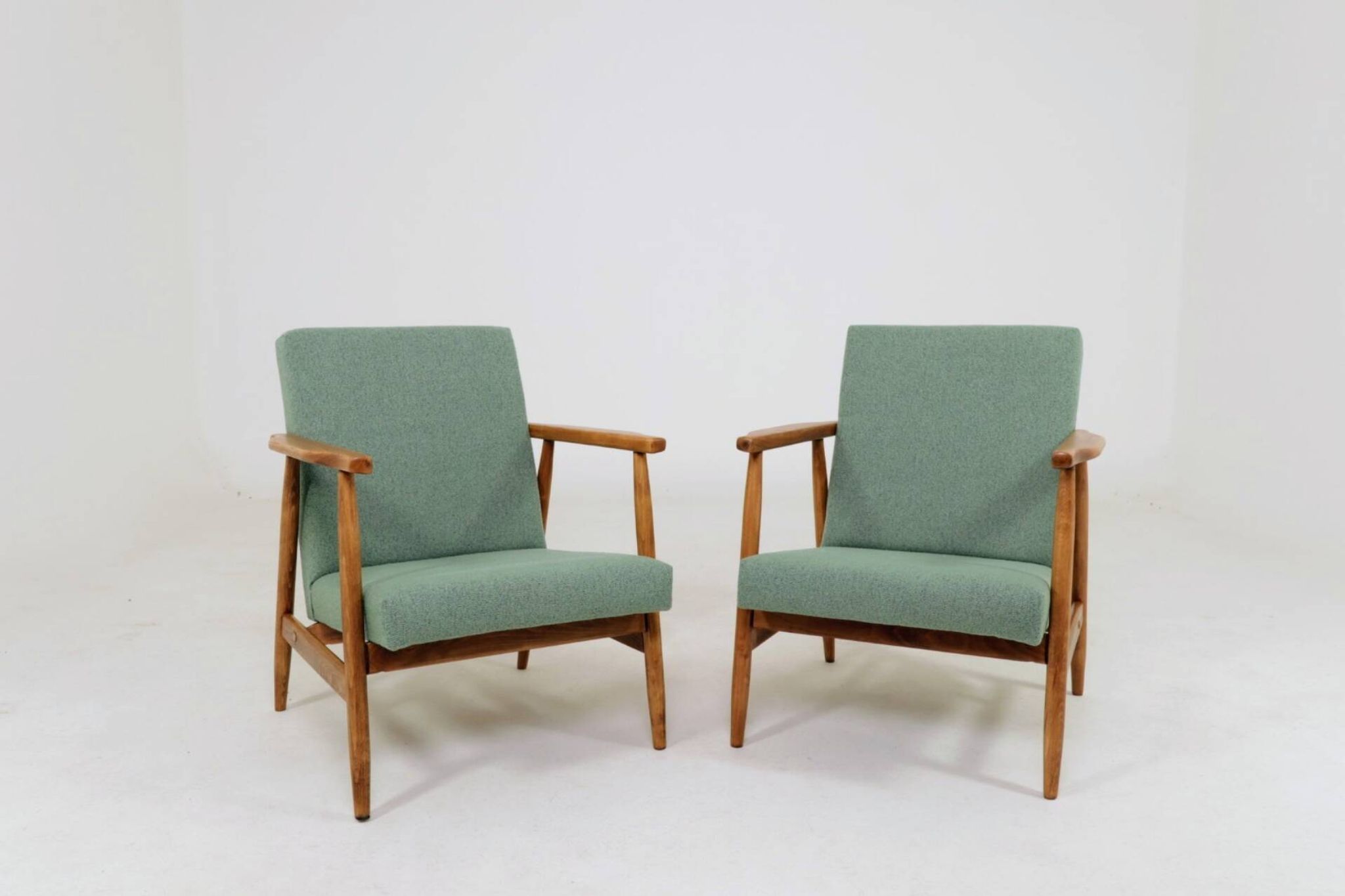 Pair of vintage long chairs mint green bouclé 1970