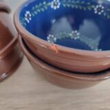 Set of 5 vintage ramekins
