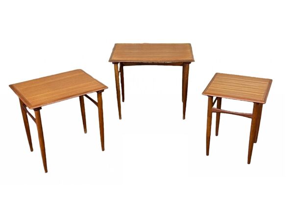 Tables gigognes en teck des années 70 des années 70 Kai Kristiansen Skovmand & Andersen Design