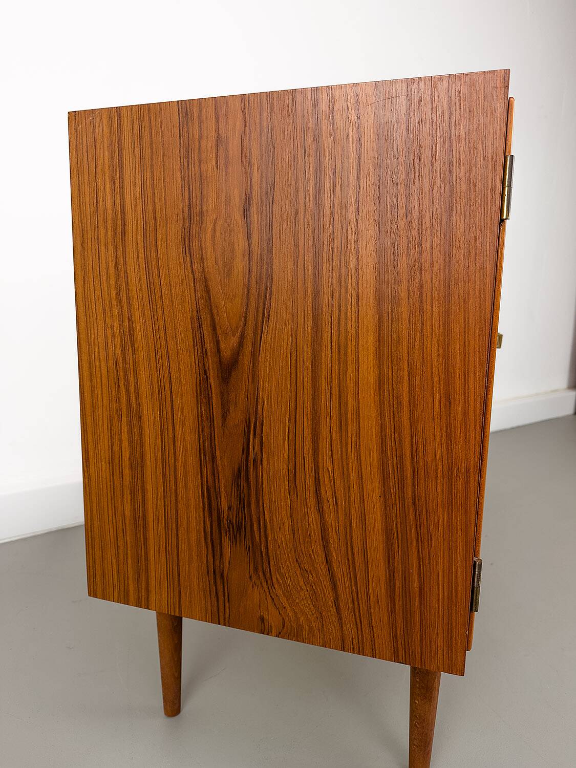 Enfilade danoise en teck par Carlo Jensen pour Hundevad & Co., 1960s