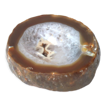 Empty pocket in carved agate, 70s
