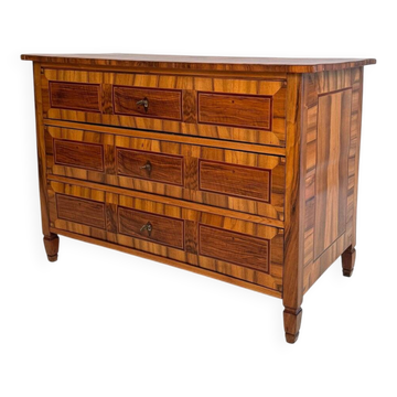 Commode en noyer allemand Louis XVI avec incrustations géométriques, 1780