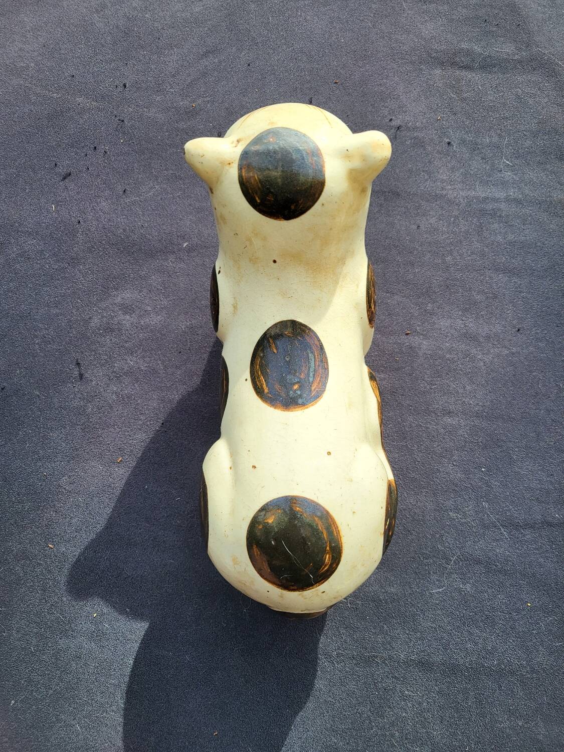 Cizhou style ceramic neck rest cat