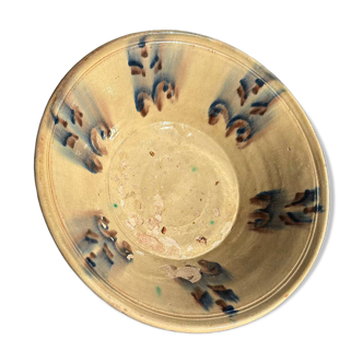 Ancient earthenware dish