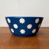 German ceramic bowl from the mid-century by Wächtersbach, 1960s.