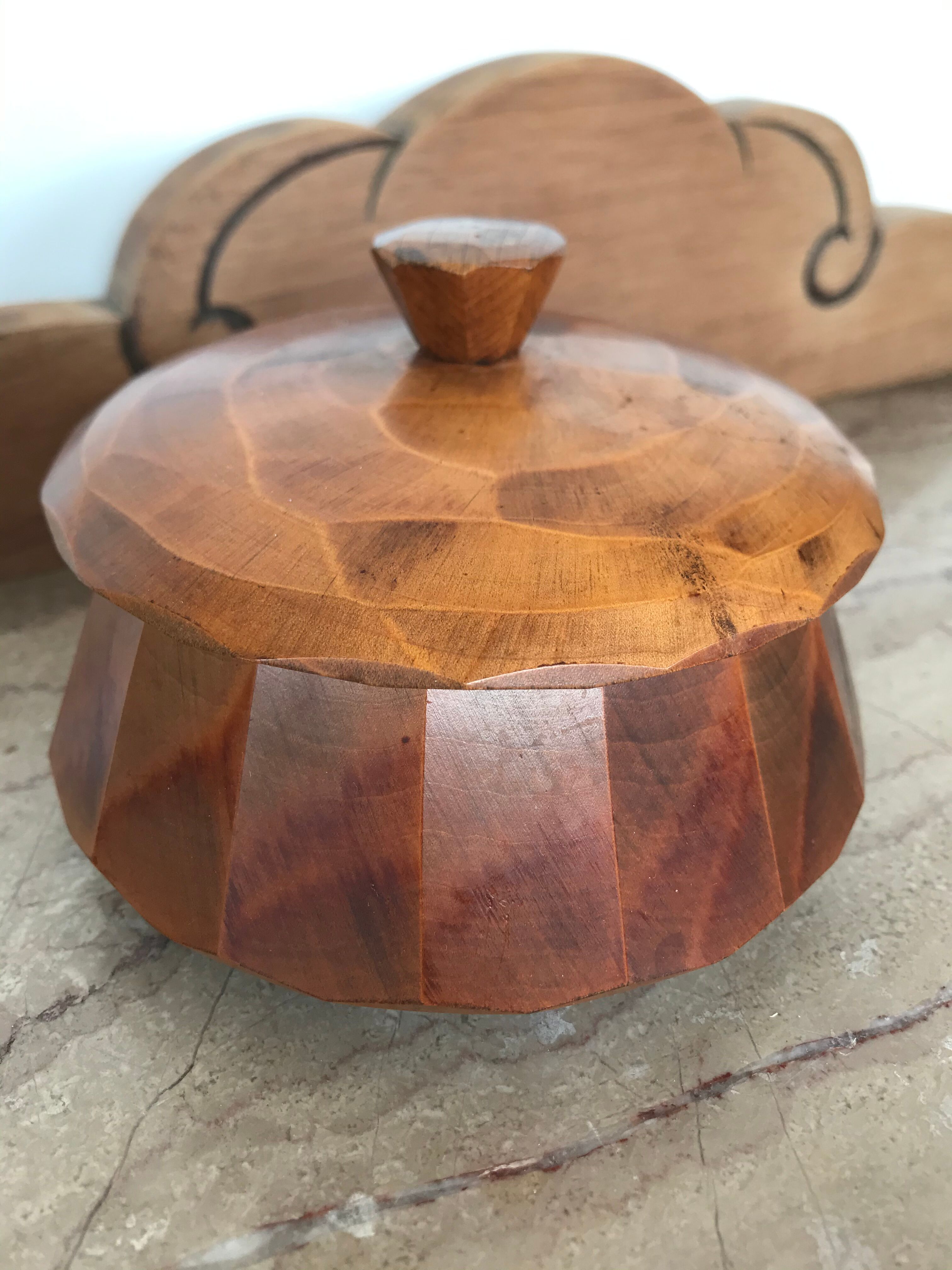 Jewelry box