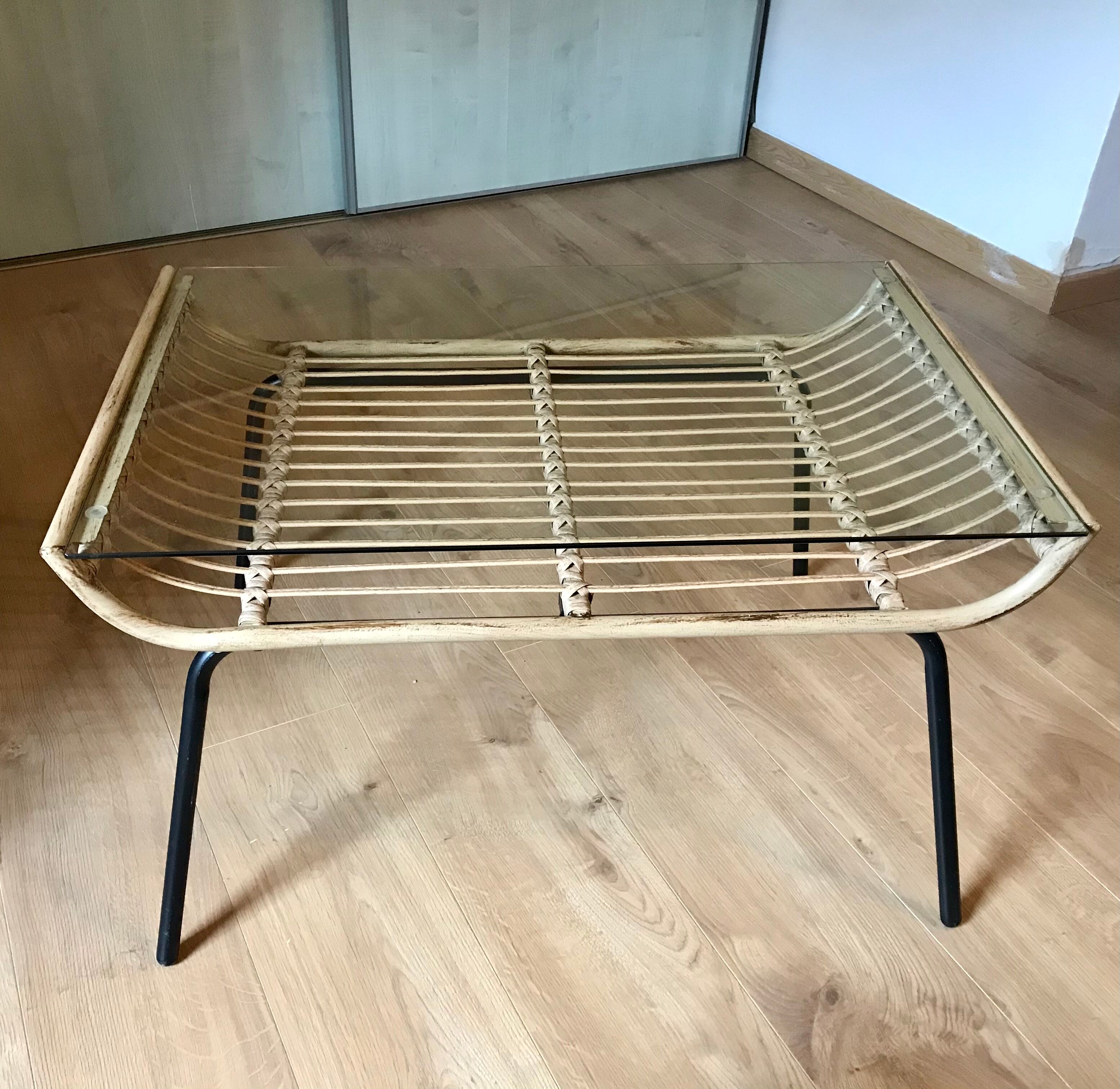 Coffee table, glass magazine holders