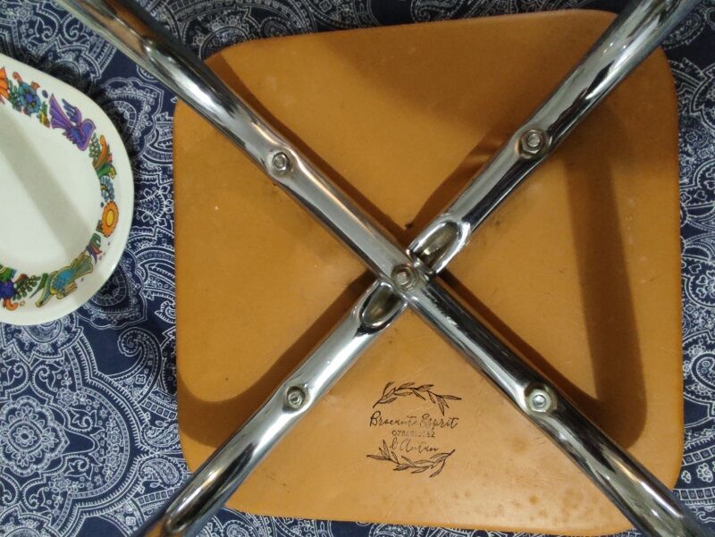 Chromed metal stool seat skaï brown