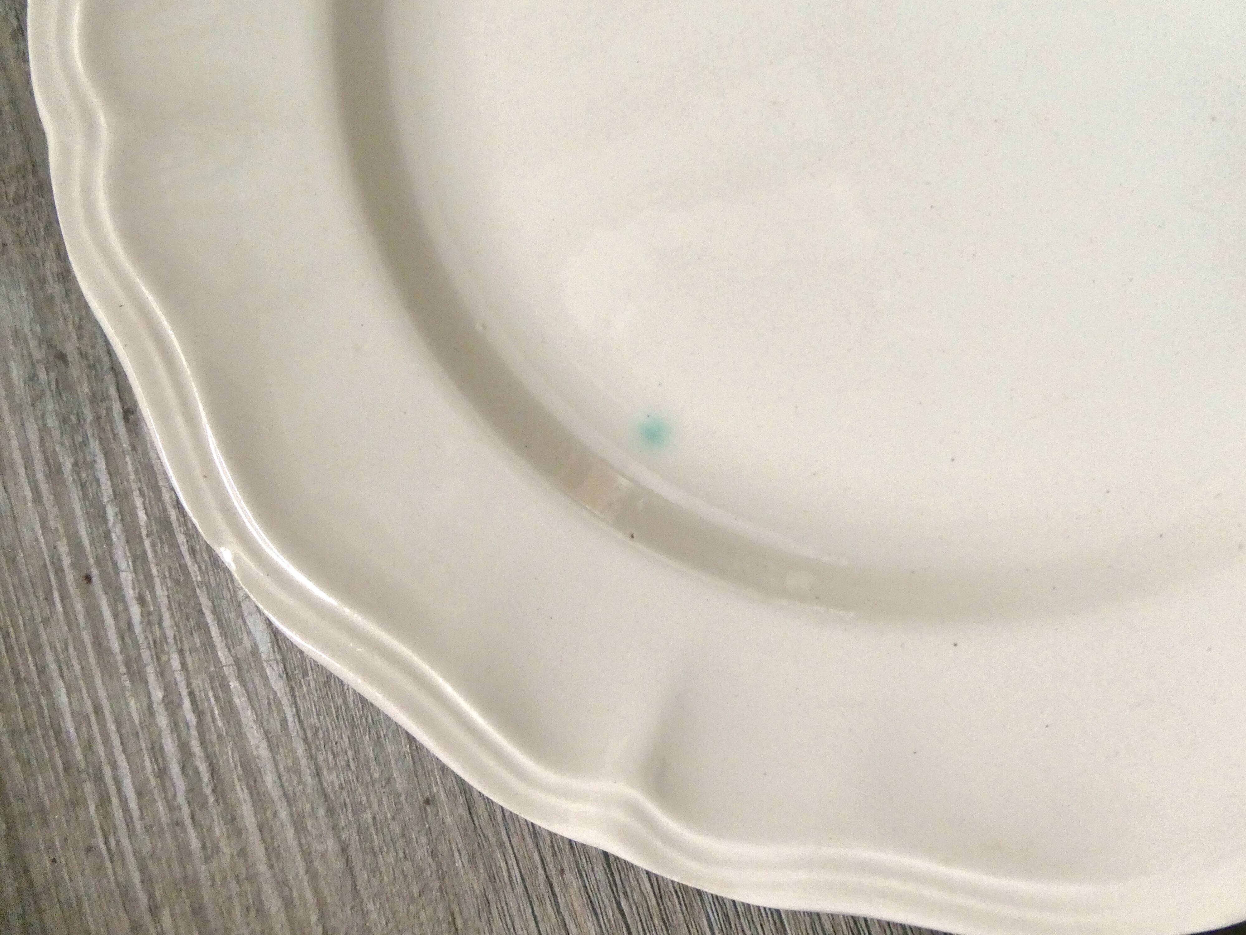 Set of 6 flat plates Digoin Sarreguemines, ivory color