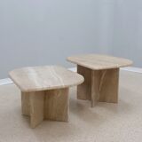 Tables basses sculpturales en marbre travertin de design italien vintage