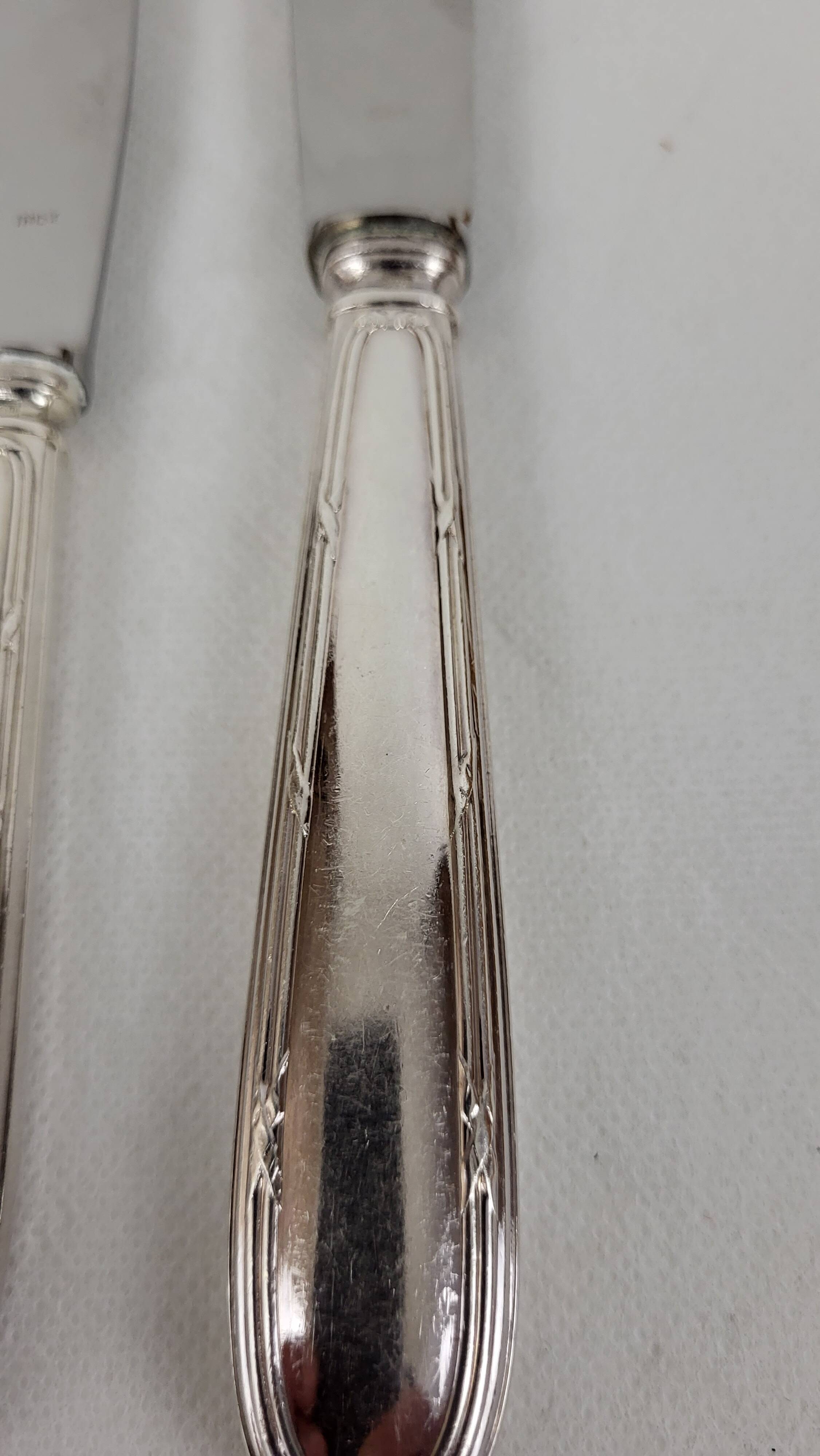 Ménagère en métal argenté 61 pièces