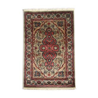 Bold Traditional Indian Area Rug Handmade Oriental Wool Carpet 123x193cm