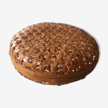 Rattan basket with lid.