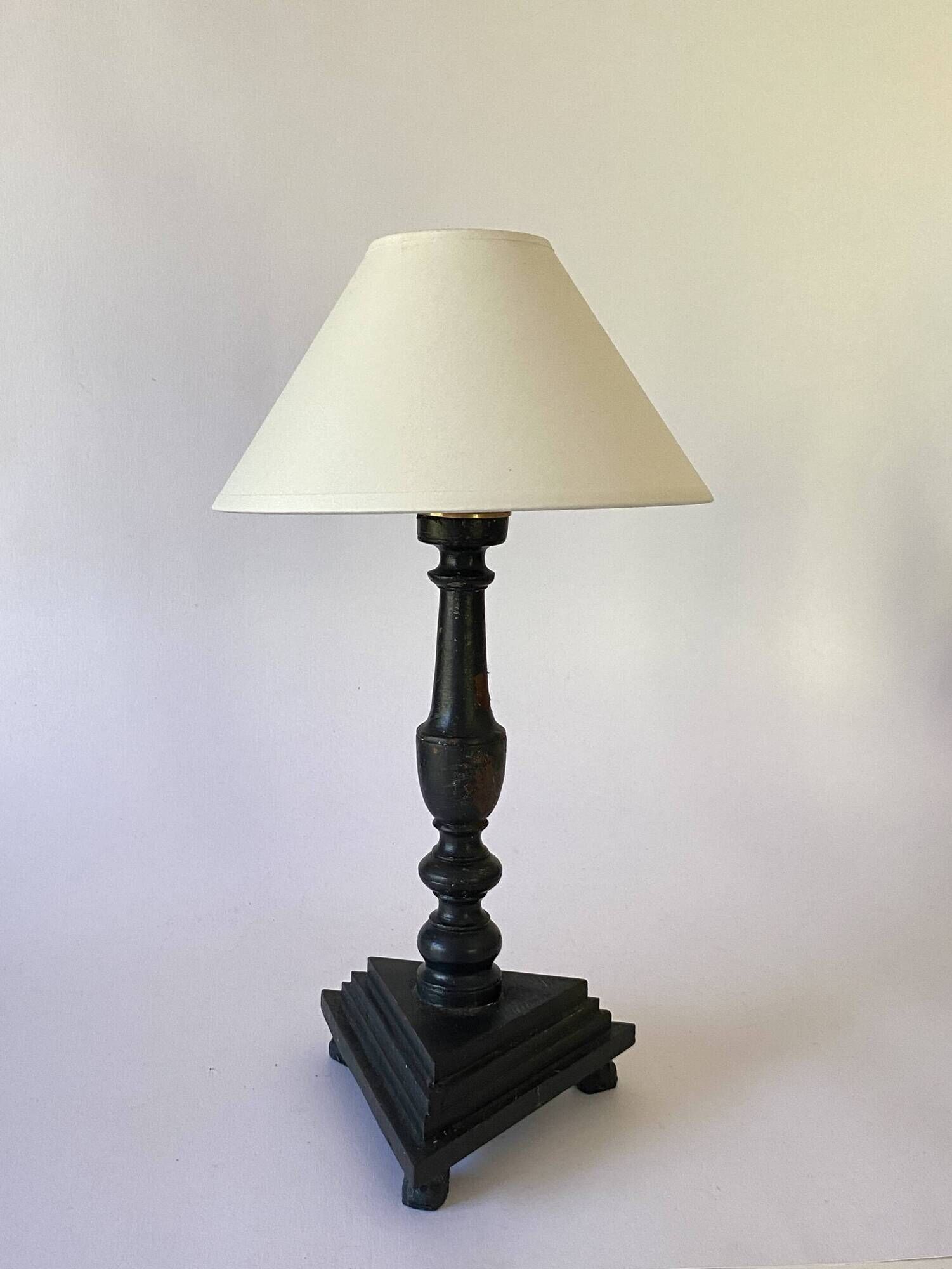 Duo wooden lamps, new 2 M fabric cables, lampshades