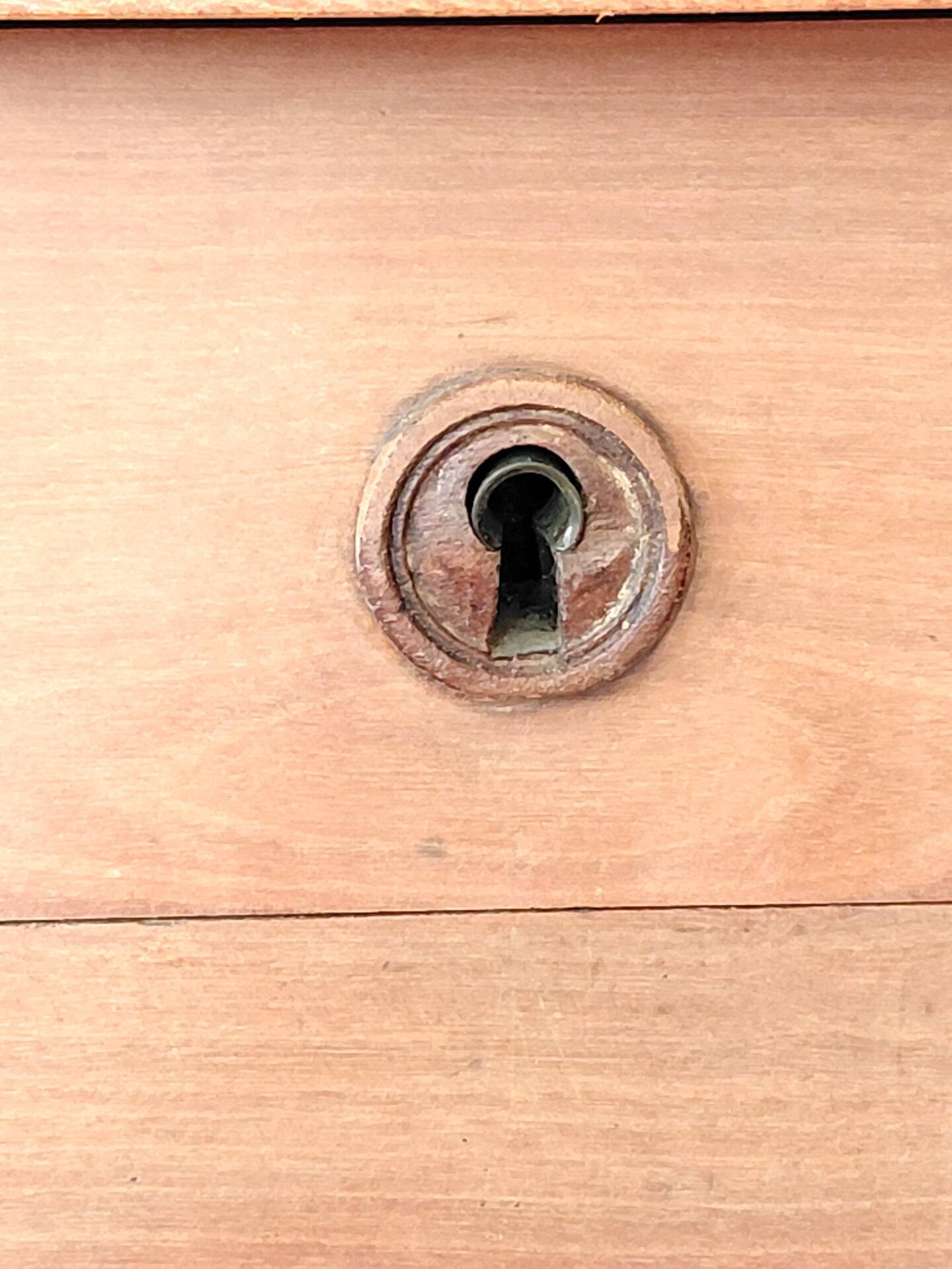 Bureau ancien à double tiroir, pieds gainés, XIXème