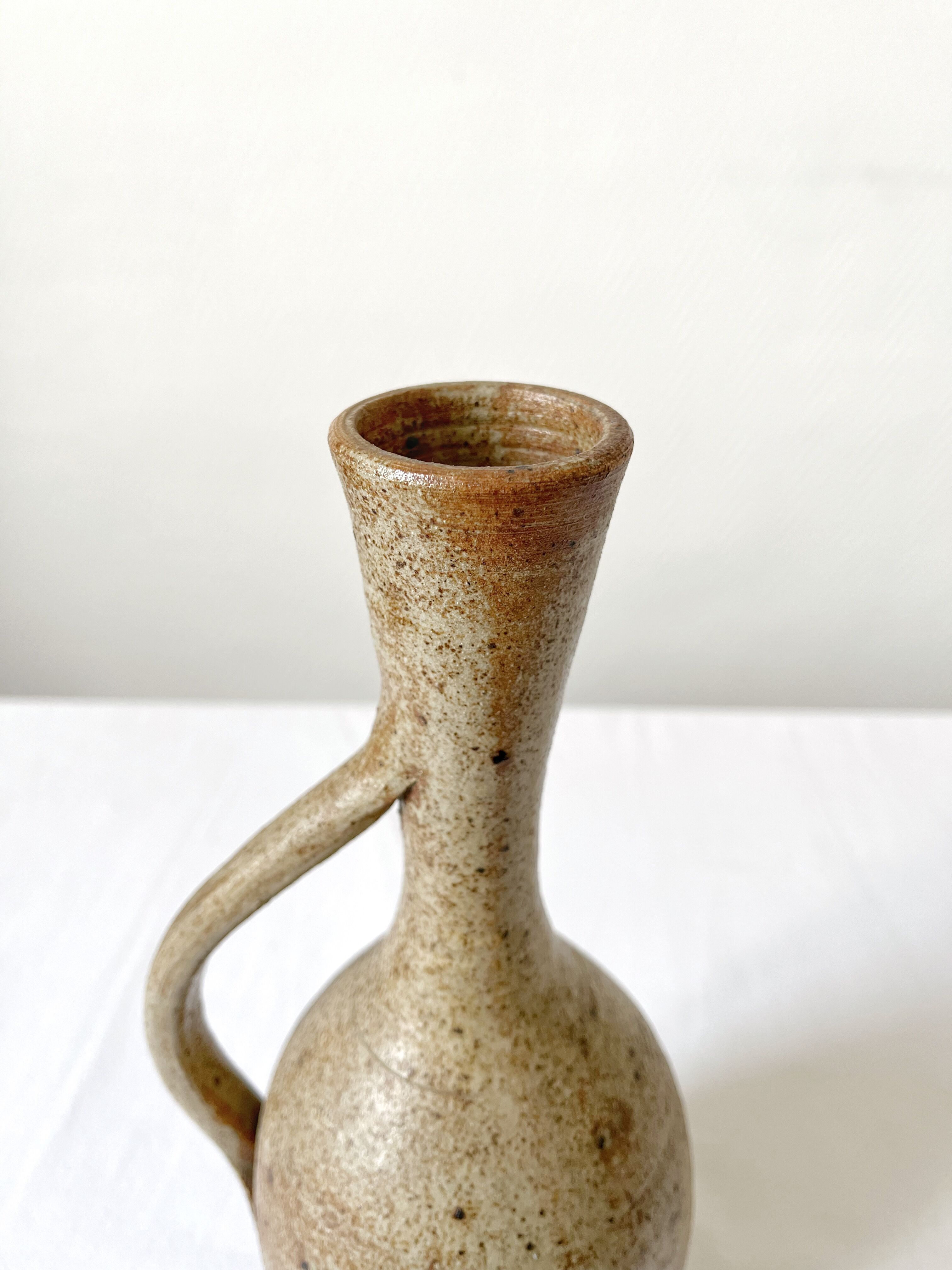 Vase carafe en grès pyrité vintage