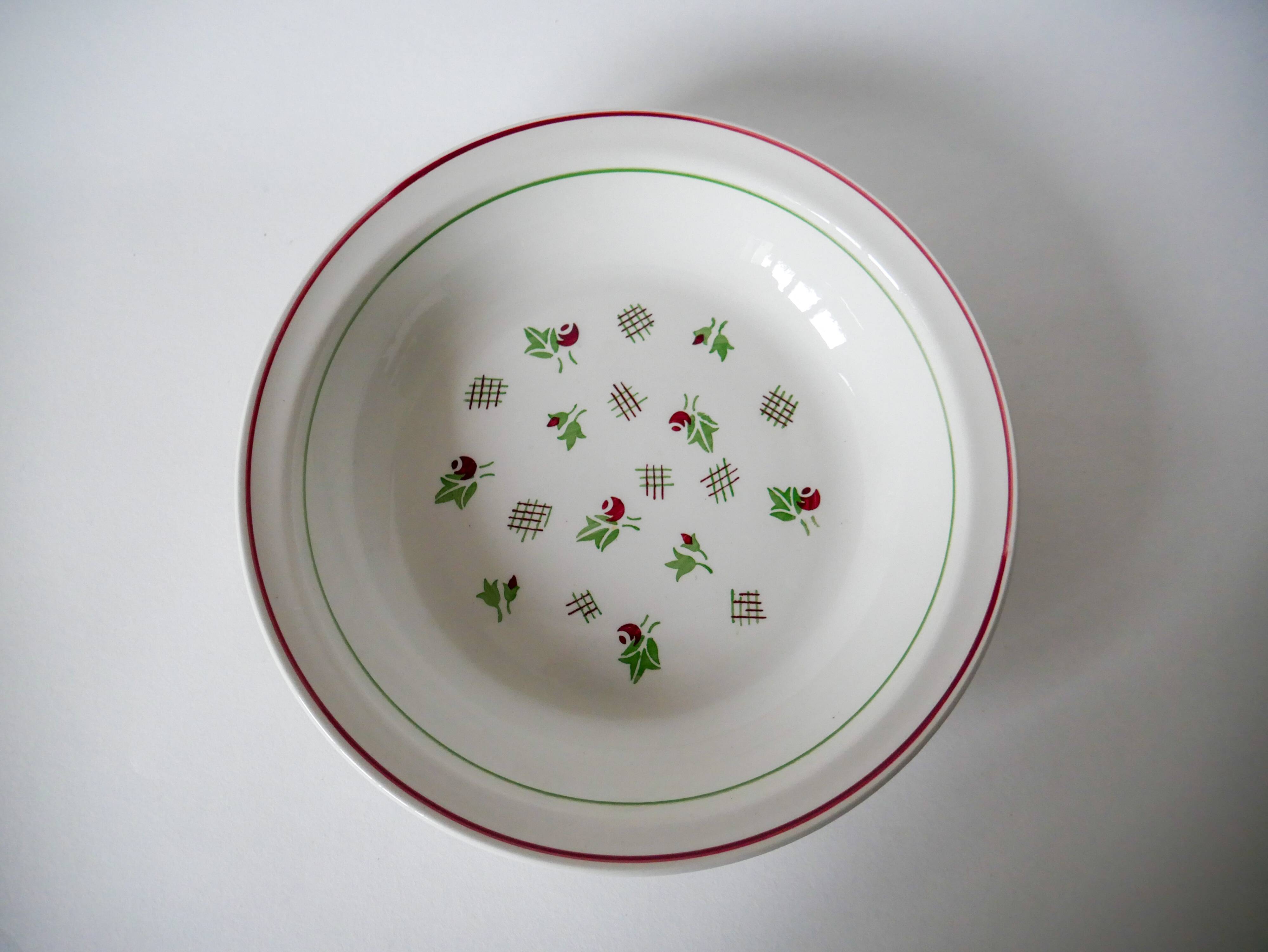 Digoin Sarreguemines hollow dish pink and green 1940