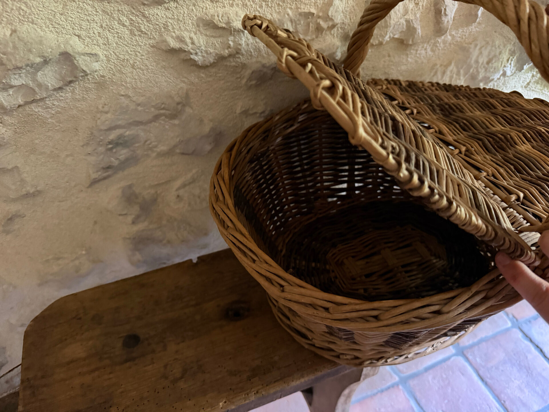 Panier en osier ancien avec couvercle