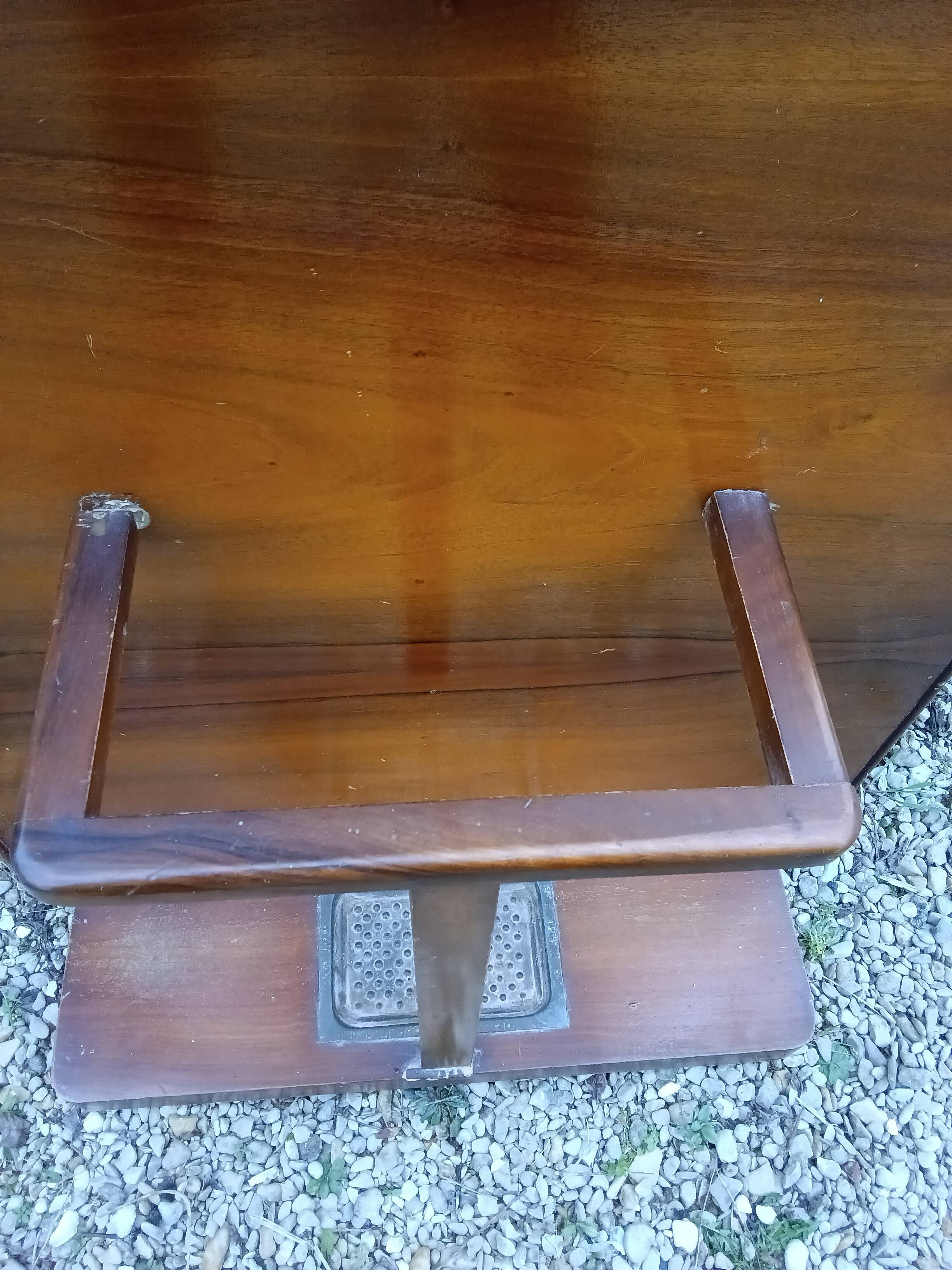 Cloakroom - coat rack