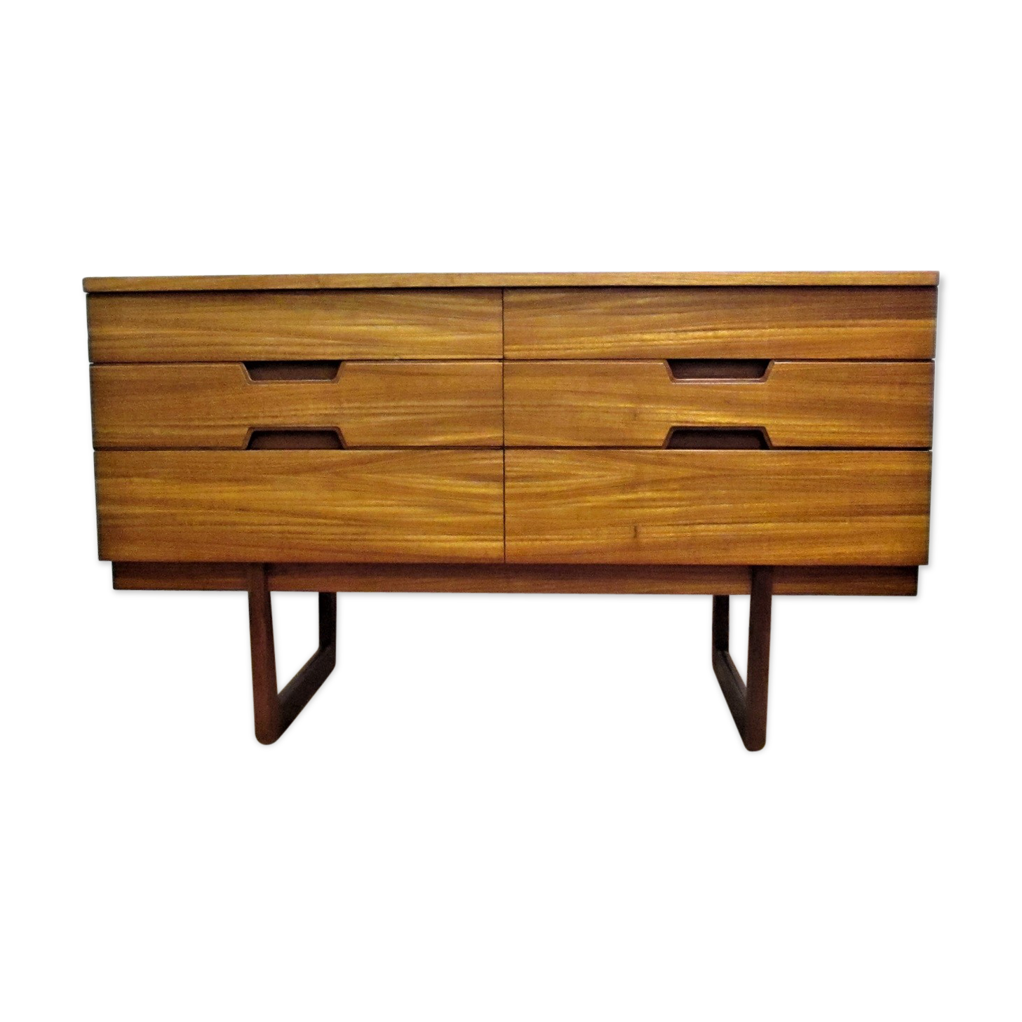 Dresser Uniflex by  Hoffstead