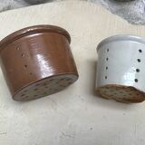 Faisselles à fromage en grés